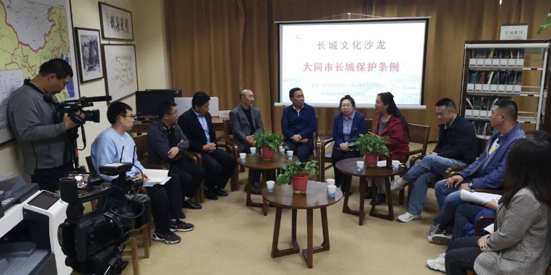 澳門黃大仙三期必出生肖，揭秘背后的秘密與策略，澳門黃大仙三期生肖預(yù)測揭秘，背后的秘密策略與生肖必出趨勢分析
