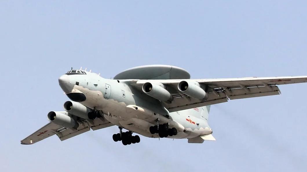 空警預(yù)警機(jī)2000，技術(shù)前沿的空中衛(wèi)士，技術(shù)前沿的空中衛(wèi)士——空警預(yù)警機(jī)2000
