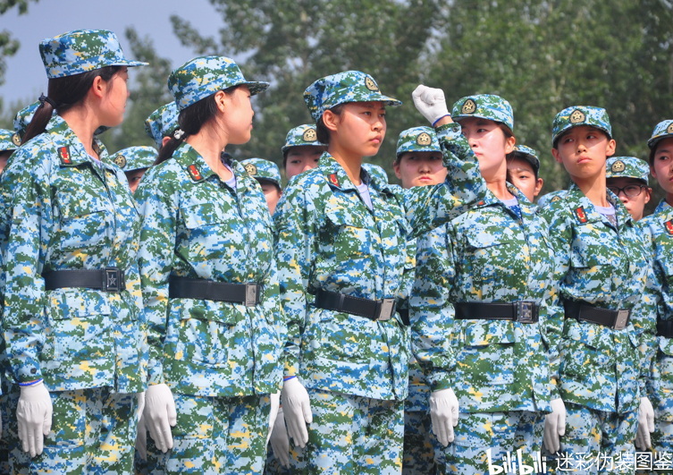 軍訓(xùn)服，時(shí)尚與功能的完美結(jié)合，軍訓(xùn)服，時(shí)尚與功能交融的完美典范