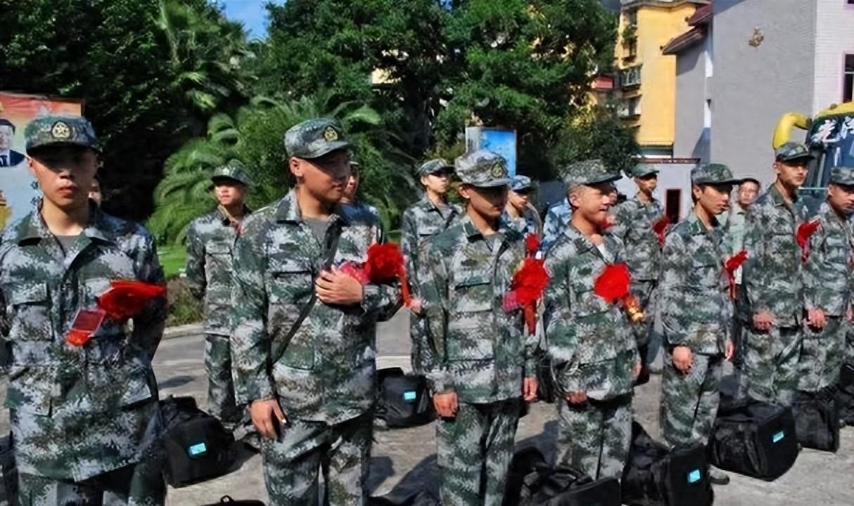 中央軍事委員會組成人員表及其職責(zé)與重要性，中央軍事委員會組成人員表、職責(zé)與重要性解析