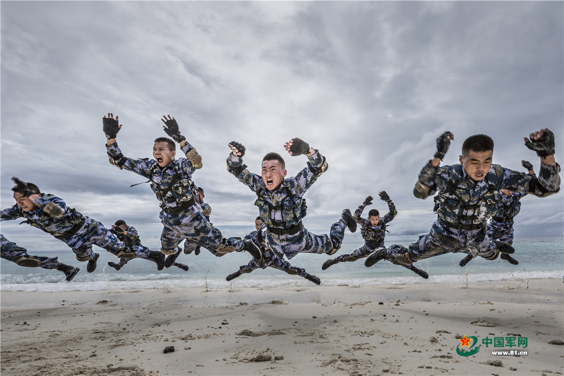 最新軍事圖片高清壁紙，展現(xiàn)現(xiàn)代軍事力量之美，現(xiàn)代軍事力量之美，高清壁紙軍事圖片展示