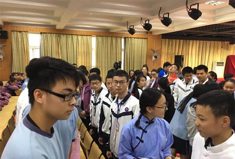新澳門三中三6組免費公開——探索與解析，澳門三中三最新6組數(shù)據(jù)解析與探索，免費公開揭秘