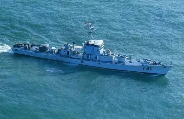 中國(guó)海軍艦艇發(fā)展史，從遠(yuǎn)古到現(xiàn)代的海上力量崛起，中國(guó)海軍艦艇發(fā)展史，海上力量的崛起之路