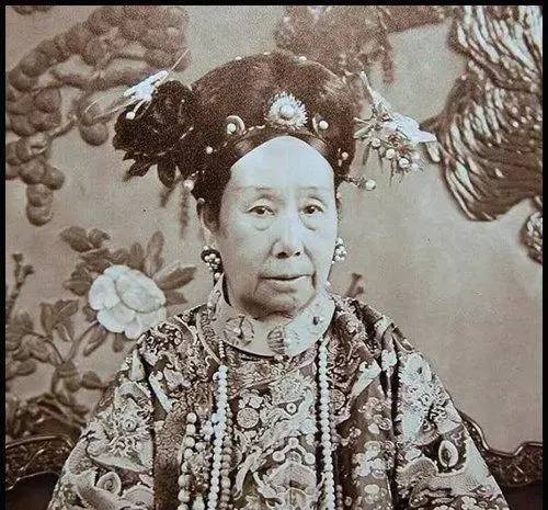 揭秘劉伯溫精準(zhǔn)一肖的神秘面紗，劉伯溫精準(zhǔn)預(yù)測(cè)生肖之謎揭秘